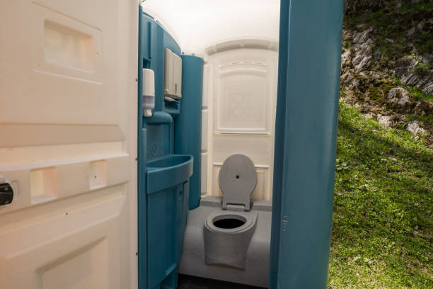 Best Luxury portable toilet rental  in Susanville, CA